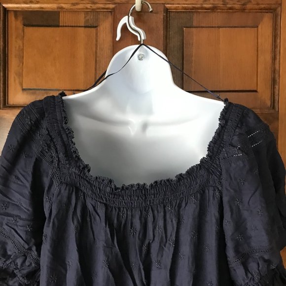 Old Navy Pullover Navy Blue Tiered Dress w/Scattered Embroidered Flowers Large - Picture 12 of 14